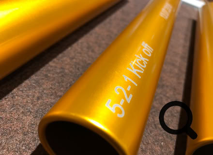 Laser Gravur Böhm in Bonn - Geschenkideen mit Gravuren auf Holz, Glas, Leder, Metall, Acryl Plexiglas , Armbänder, Papier, Anhänger, Schilder ... für Privat und Geschäftskunden und  Firmen. Kunden kommen aus Bonn, Köln, Siebengebirge, Frechen, und ganz NRW, Deutschland, Schweiz und der Welt